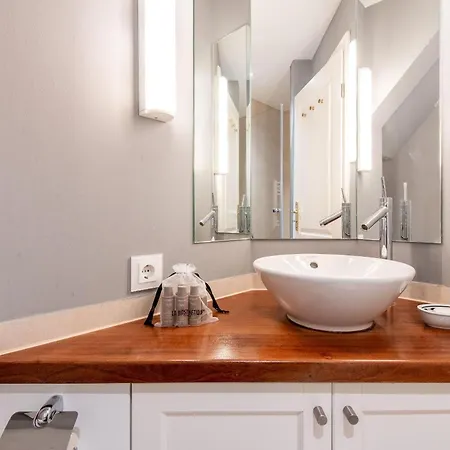 Sonnenhues-exkl-haus-im-herzen-kampens קמפן